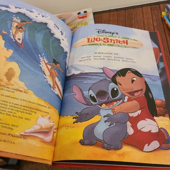 Six Disney Hardcover Books - Picture 9 of 16